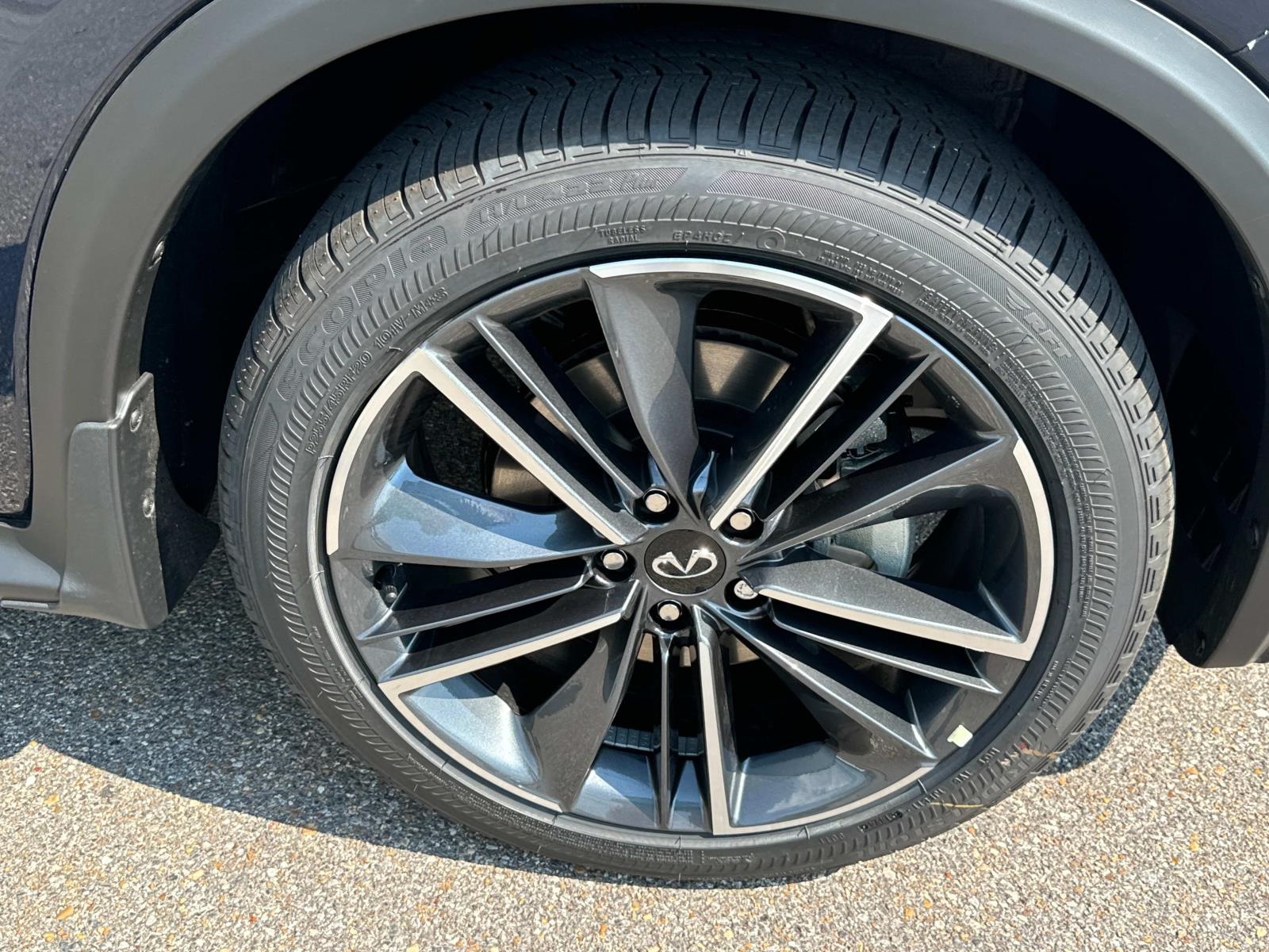 2025 Infiniti QX55 Sensory photo 3