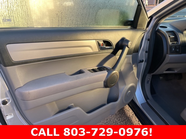 2011 Honda CR-V SE photo 4