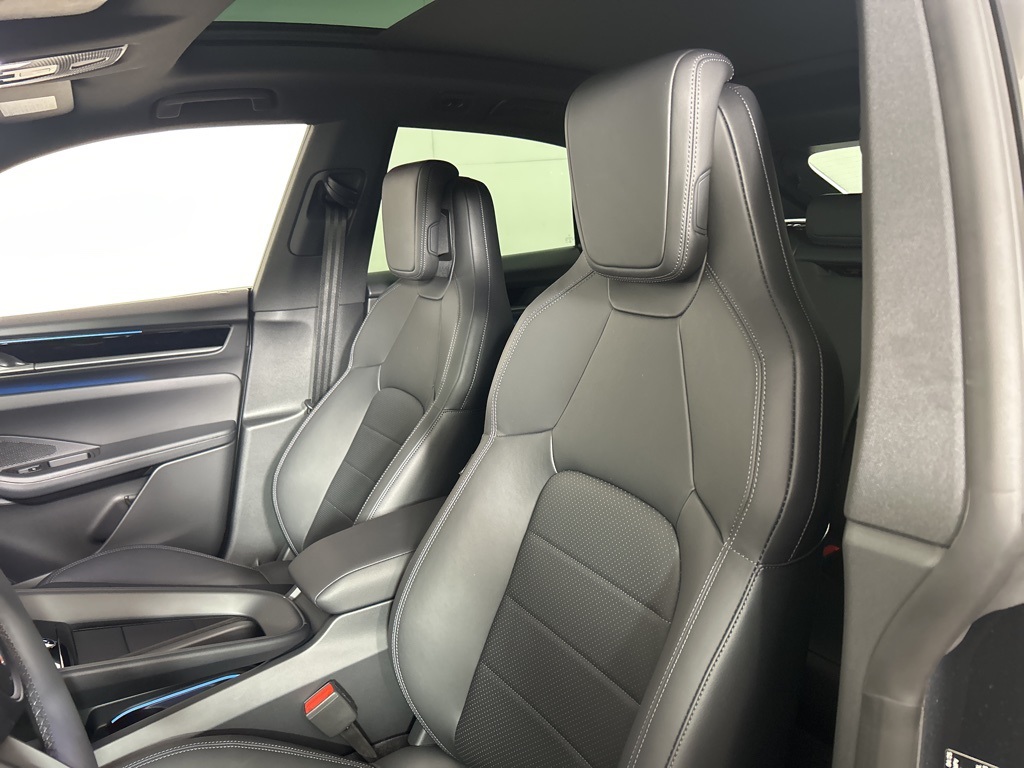 2025 Porsche Macan Electric 4 photo 15