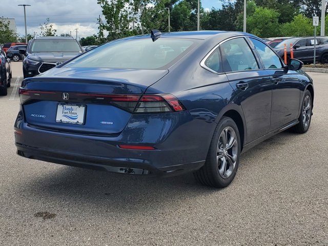 2026 Honda Civic Sport Touring Hybrid photo 4