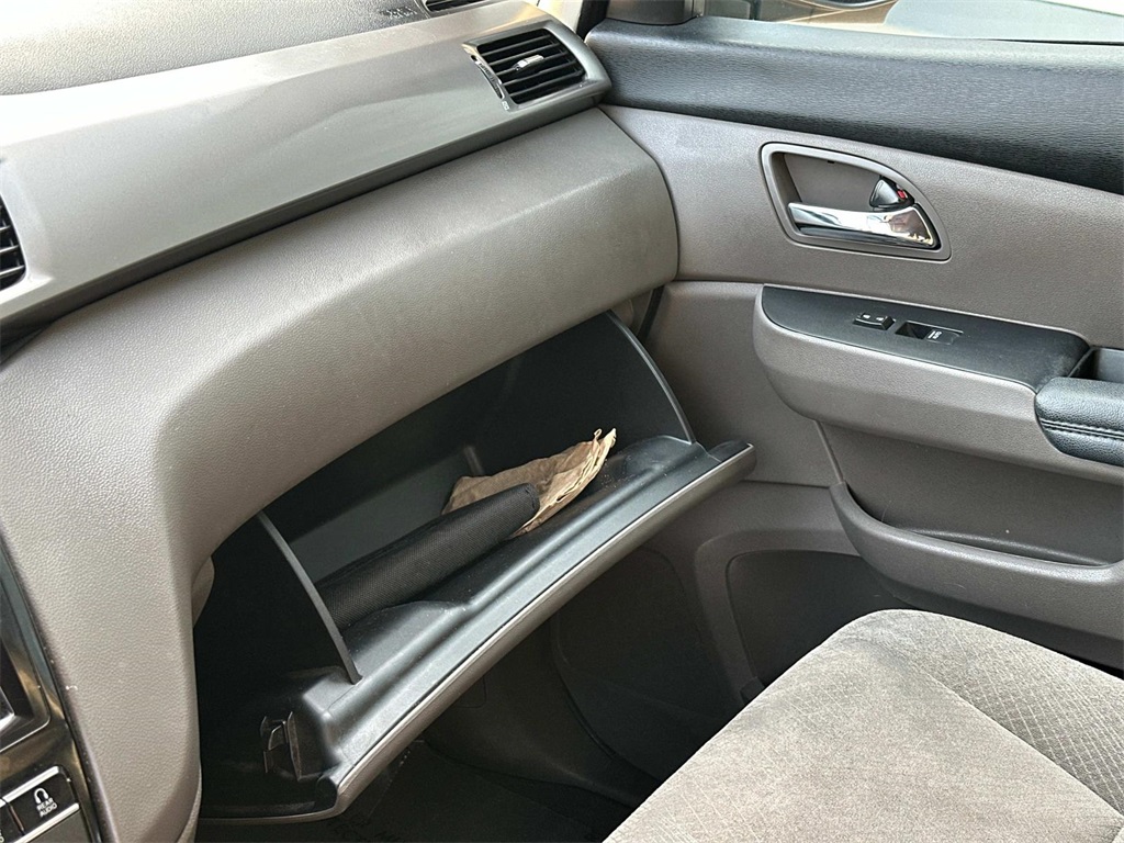 2016 Honda Odyssey SE photo 24