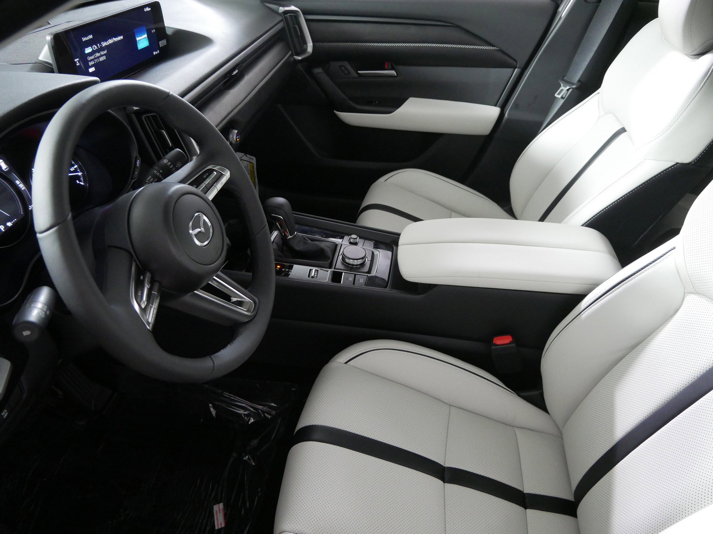 2026 Mazda CX-50 2.5 S Premium photo 3