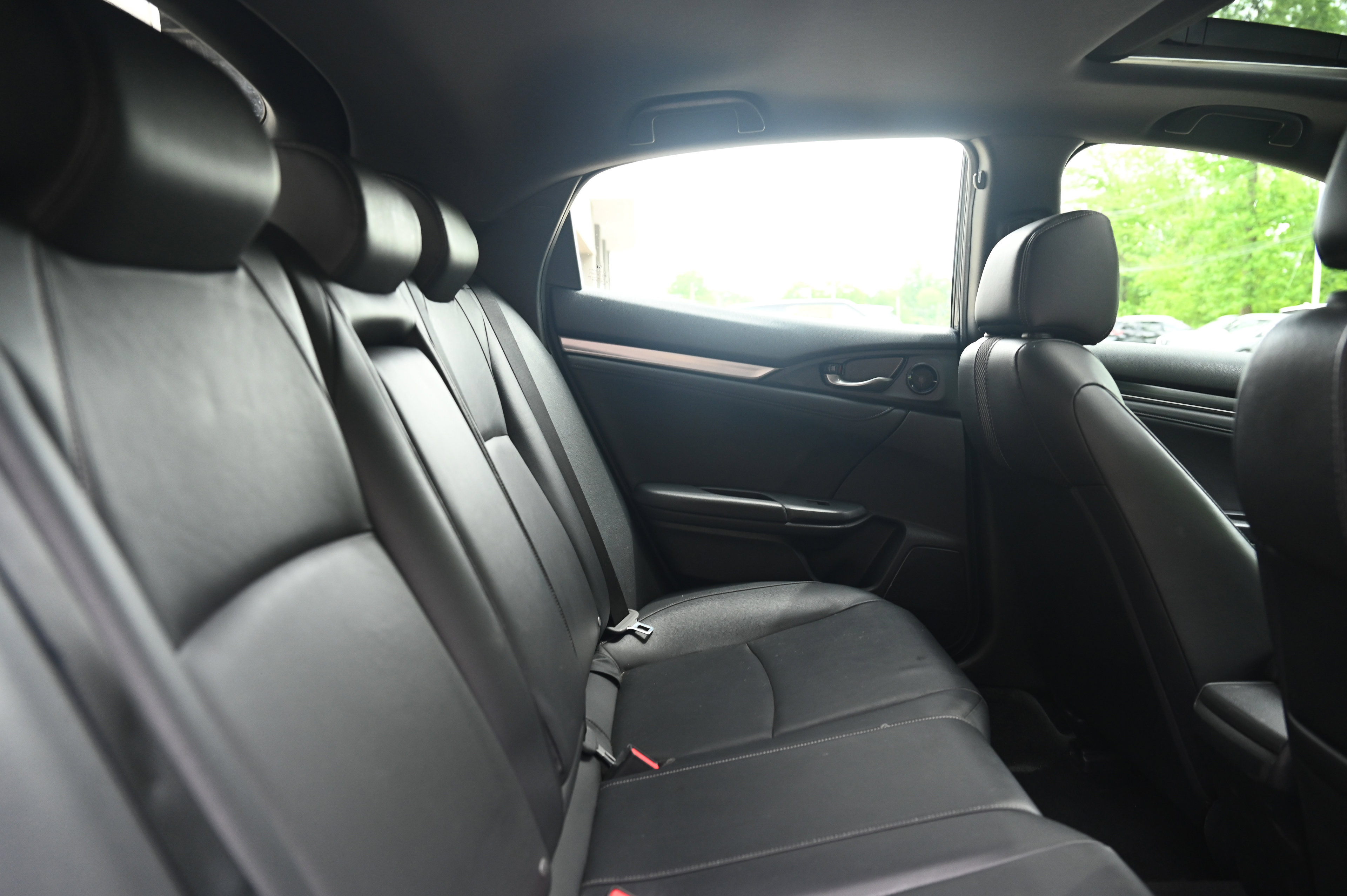2020 Honda Civic Hatchback EX-L photo 24