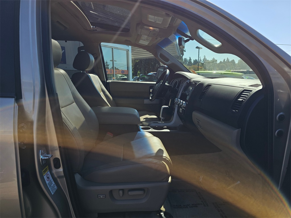 2008 Toyota Sequoia Platinum Sport photo 10
