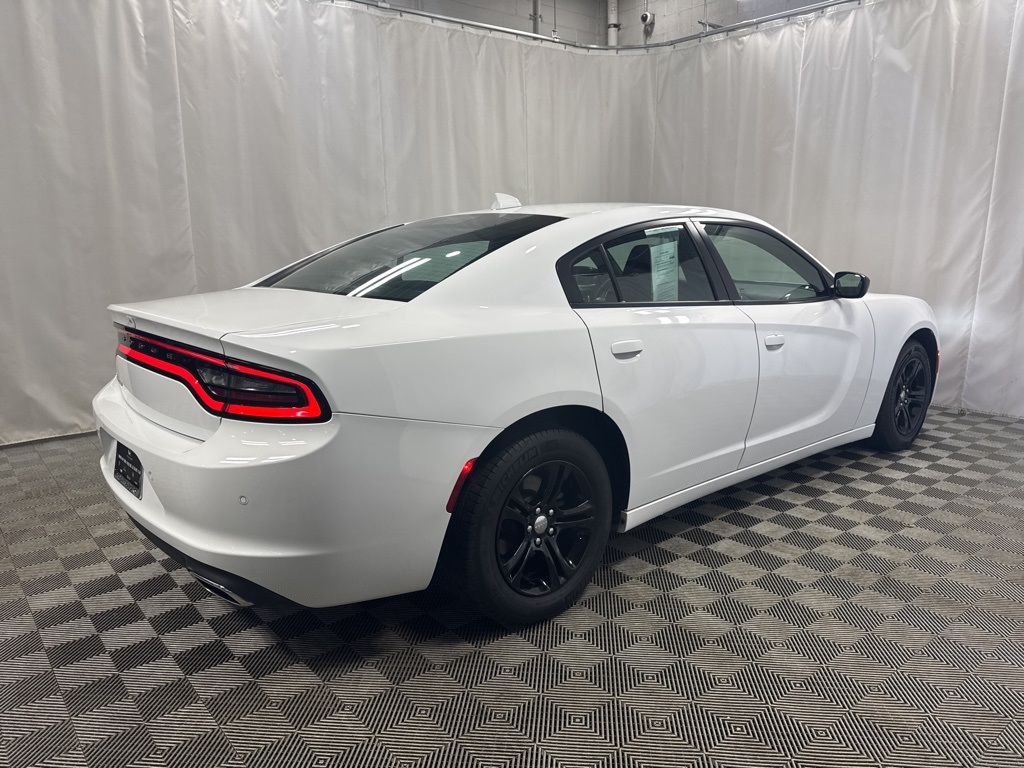 2023 Dodge Charger SXT photo 3