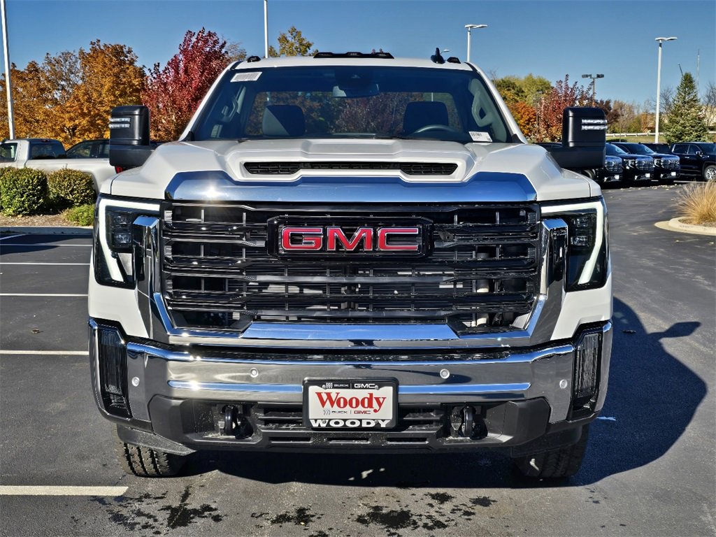 2026 Gmc Sierra 2500 HD Pro photo 3