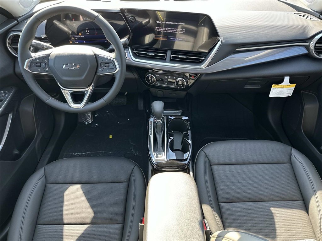 2025 Chevrolet Trax ACTIV photo 2
