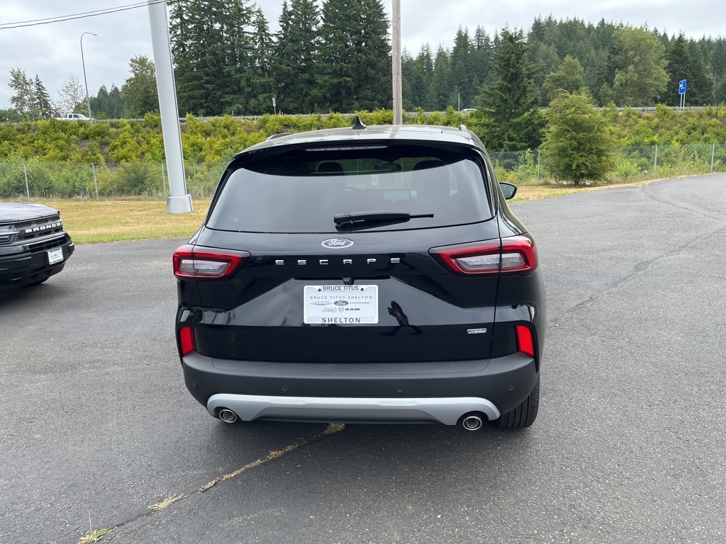 2025 Ford Escape Plug-In Hybrid photo 4