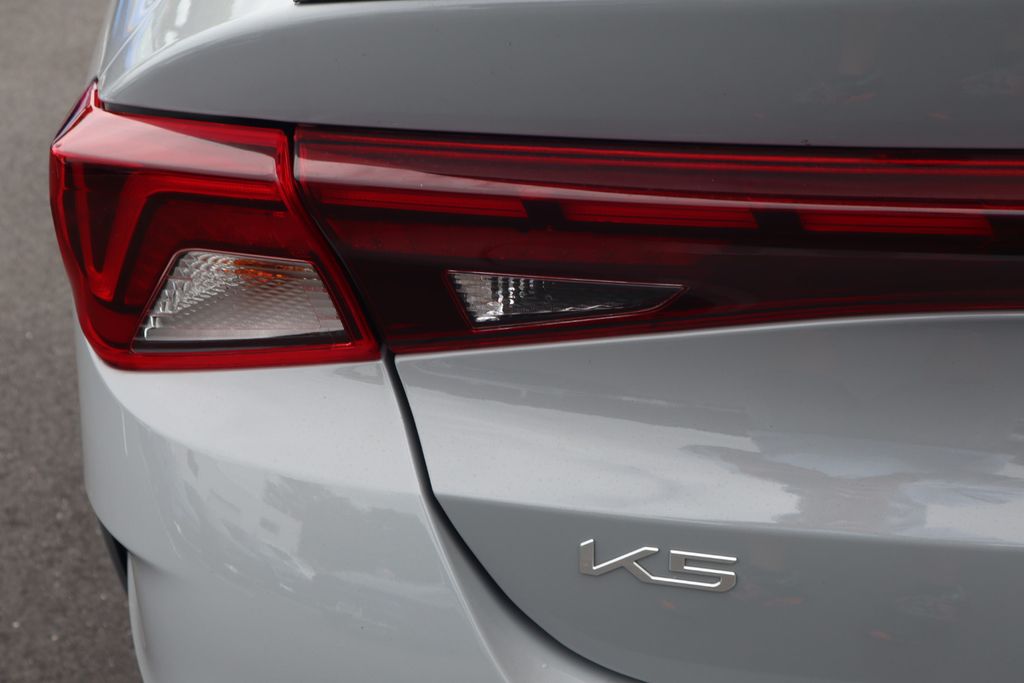 2023 Kia K5 GT-Line photo 27