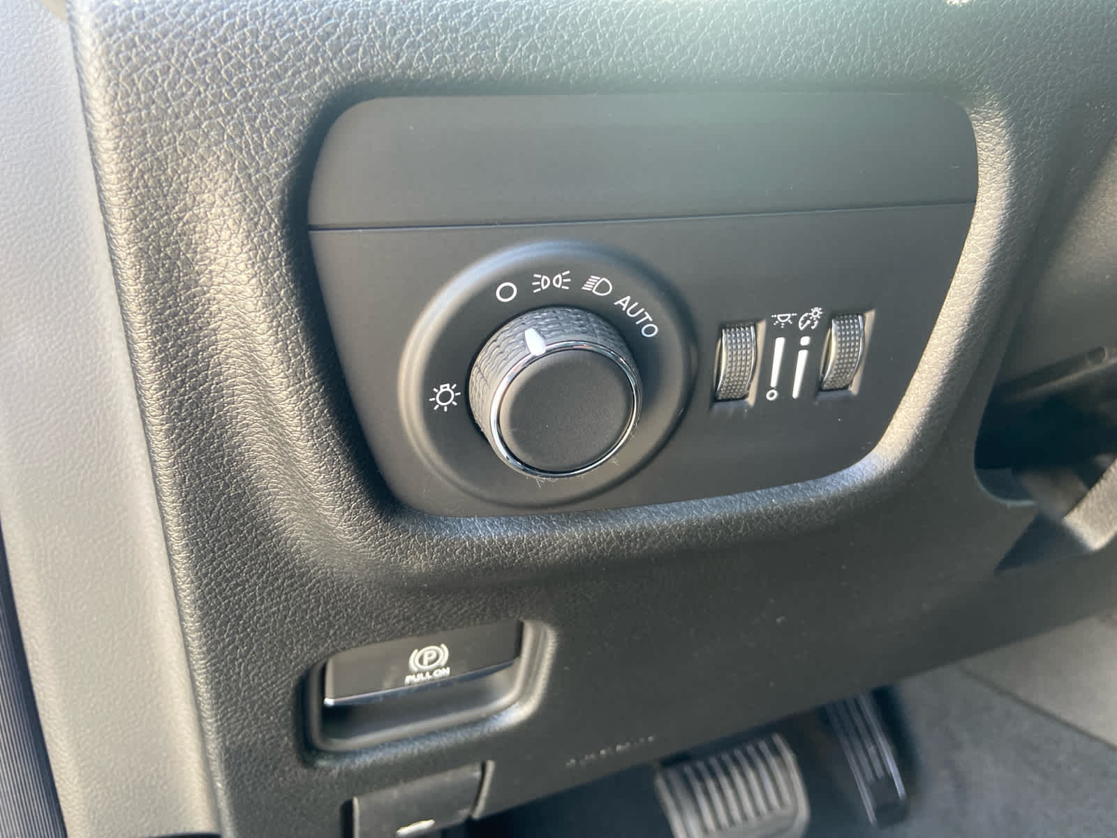 2025 Jeep Grand Cherokee Altitude photo 22