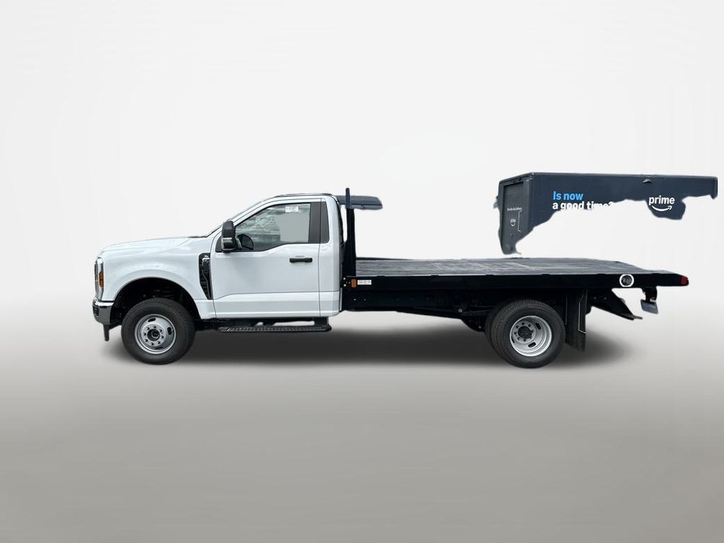 2025 Ford F-350 XL photo 2