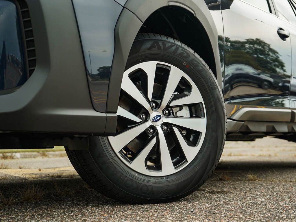 2025 Subaru Outback Premium photo 5