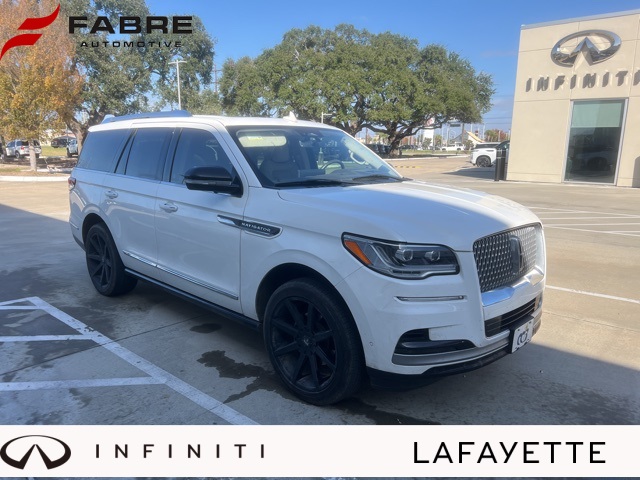 2022 Lincoln Navigator Reserve's photo