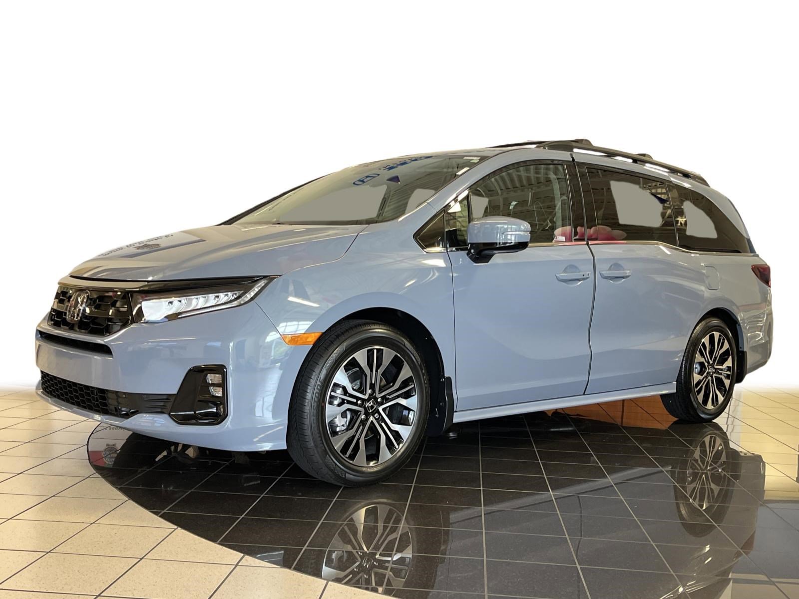2026 Honda Odyssey Elite photo 2