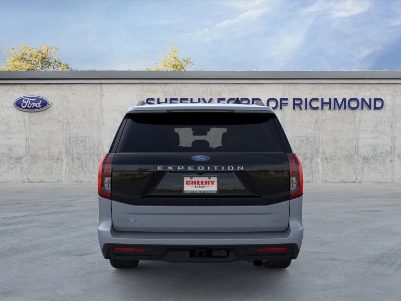 2025 Ford Expedition MAX photo 3