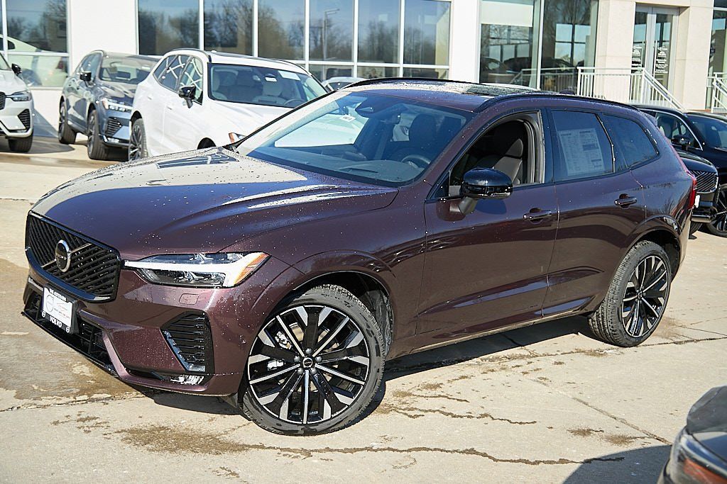 2026 VOLVO XC60 - Image 2