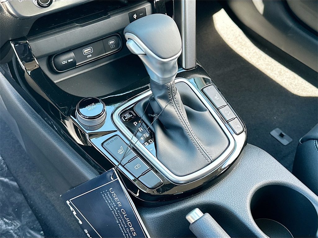 2026 Kia Seltos EX photo 17