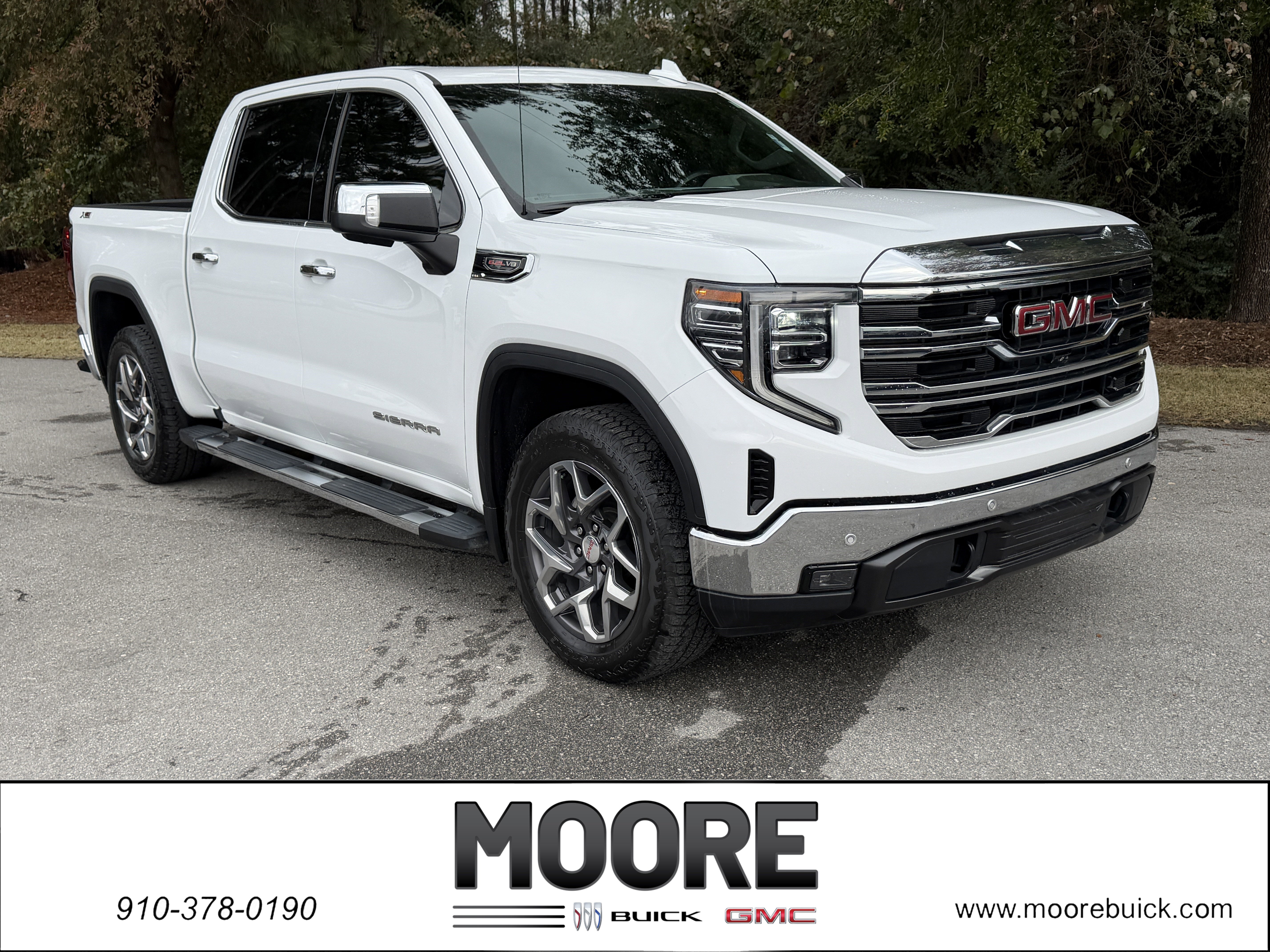 2022 GMC Sierra 1500 SLT's photo