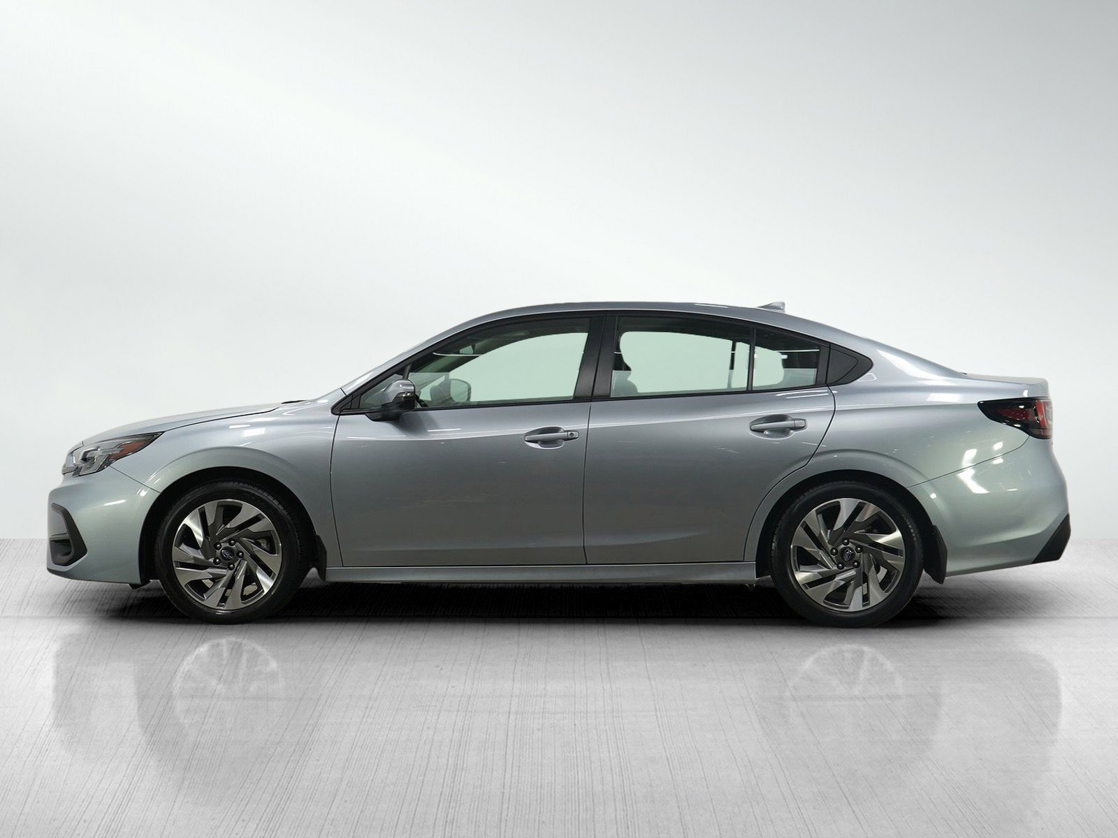 2023 Subaru Legacy Limited photo 2