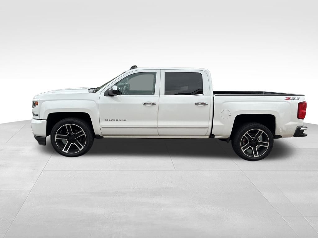 2018 Chevrolet Silverado 1500 LTZ photo 2