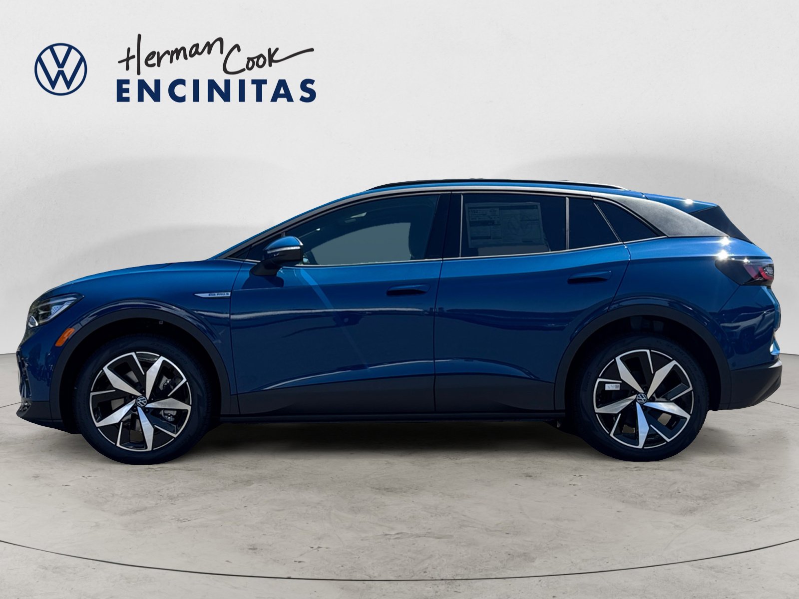 2025 Volkswagen ID.4 Pro S photo 2