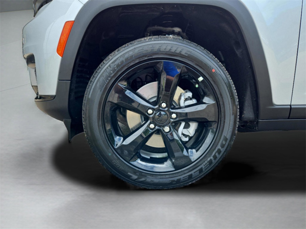 2025 Jeep Grand Cherokee Altitude X photo 10