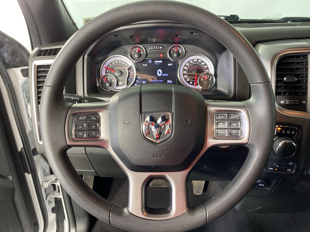 2021 Ram 1500 Classic Warlock photo 6