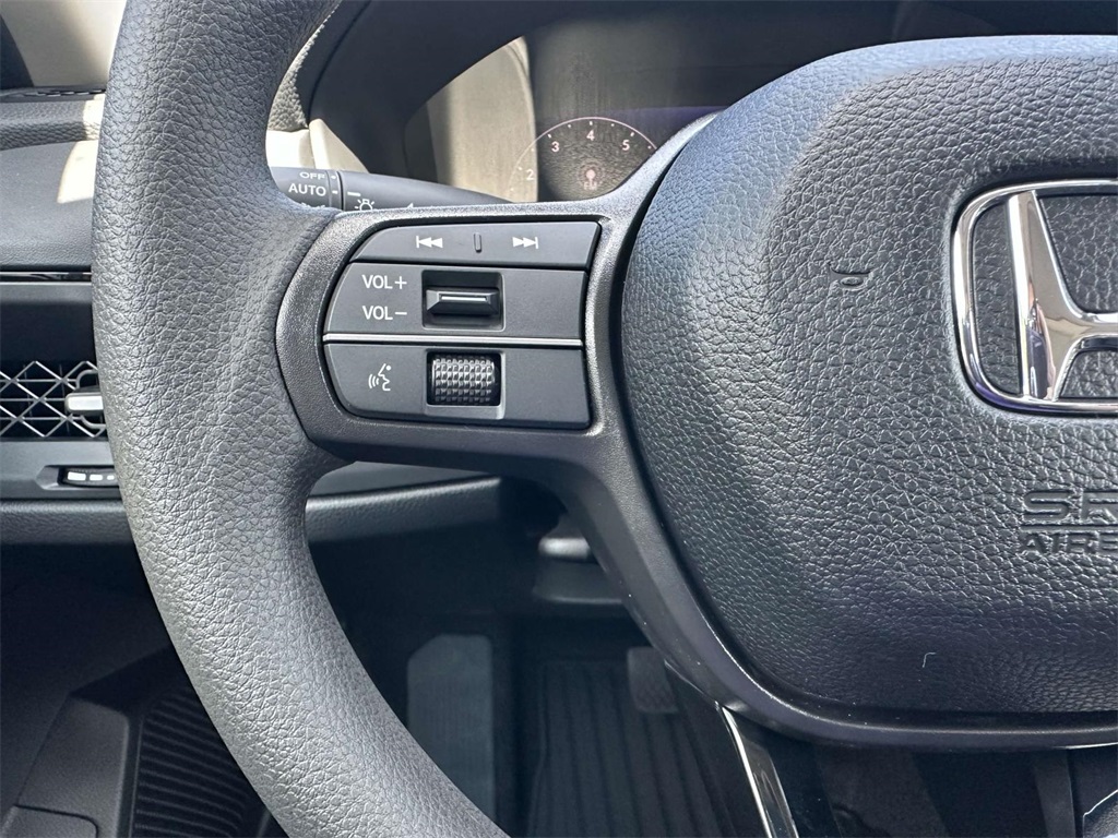 2025 Honda Accord SE photo 7
