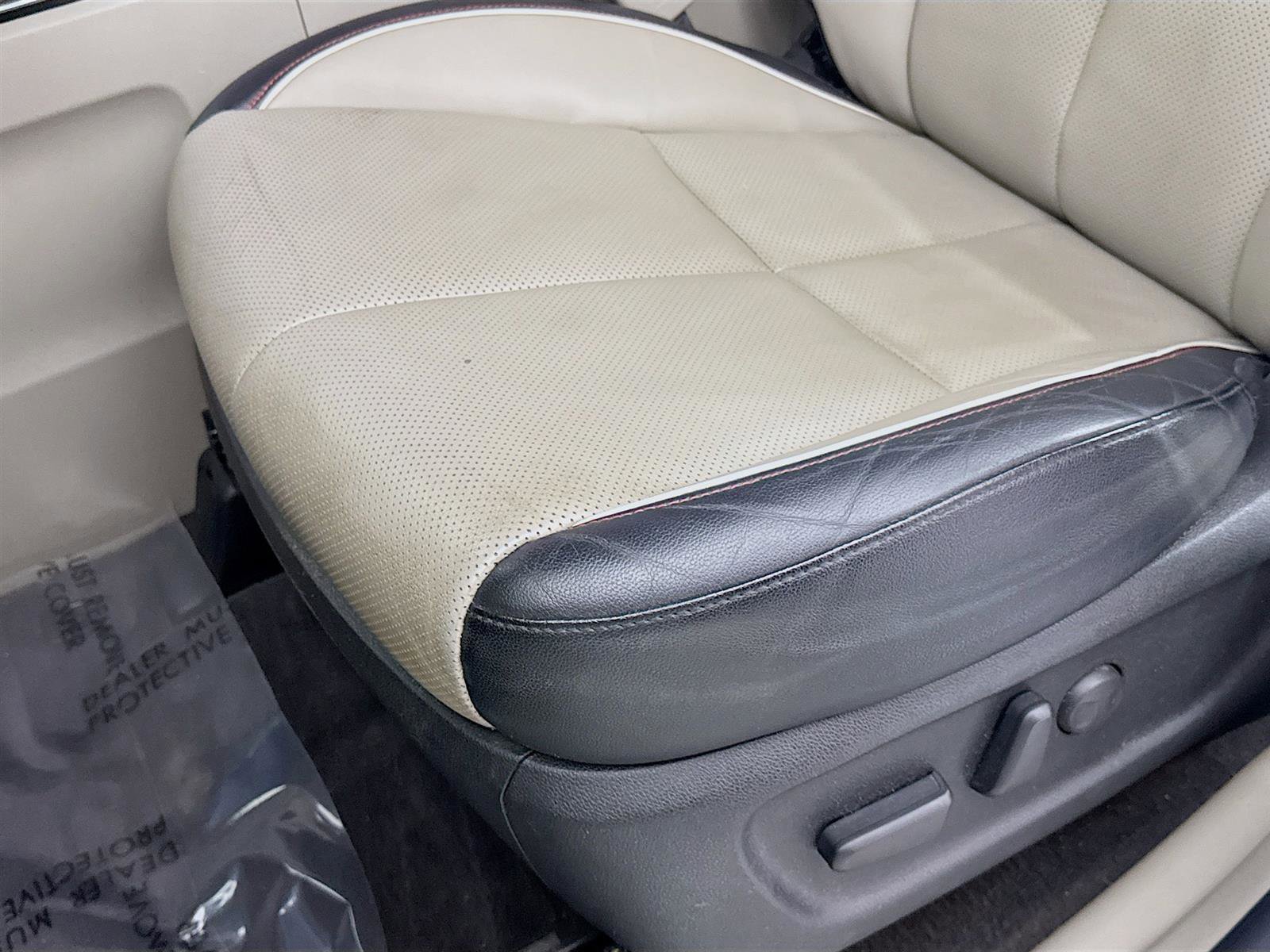 2021 Kia Sedona EX photo 19