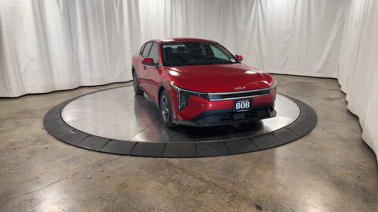 2025 Kia K4 LXS photo 4