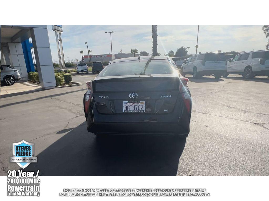 2018 Toyota Prius Two photo 9