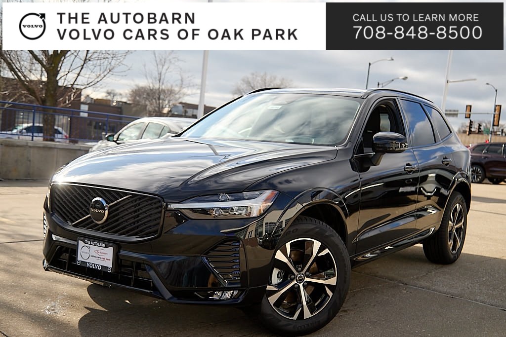 2026 Volvo XC60 Core's photo