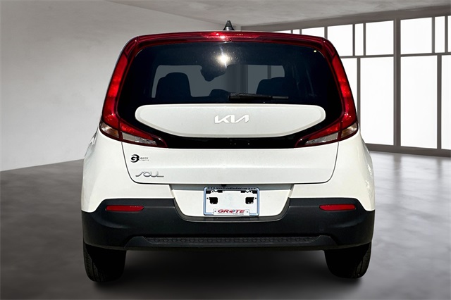 2022 Kia Soul LX photo 5