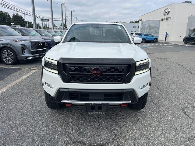 2024 Nissan Frontier PRO-4X photo 8