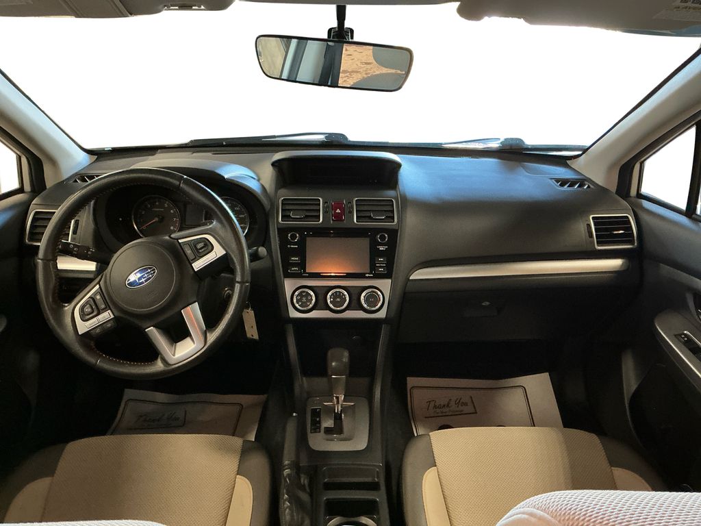 2017 Subaru Crosstrek 2.0i Premium photo 8