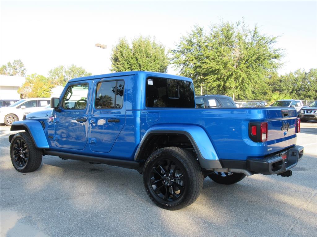 2025 Jeep Gladiator Sport photo 4