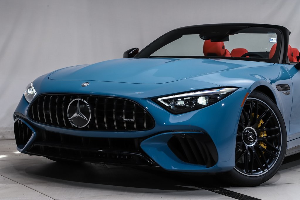 2025 Mercedes Benz SL AMG 55 photo 2