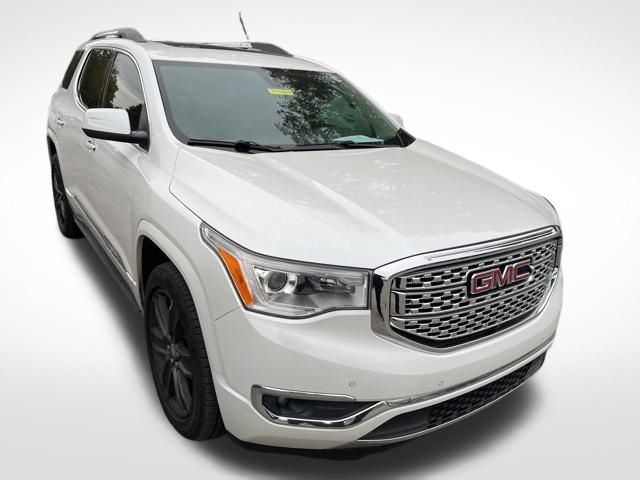 2017 Gmc Acadia Denali photo 2