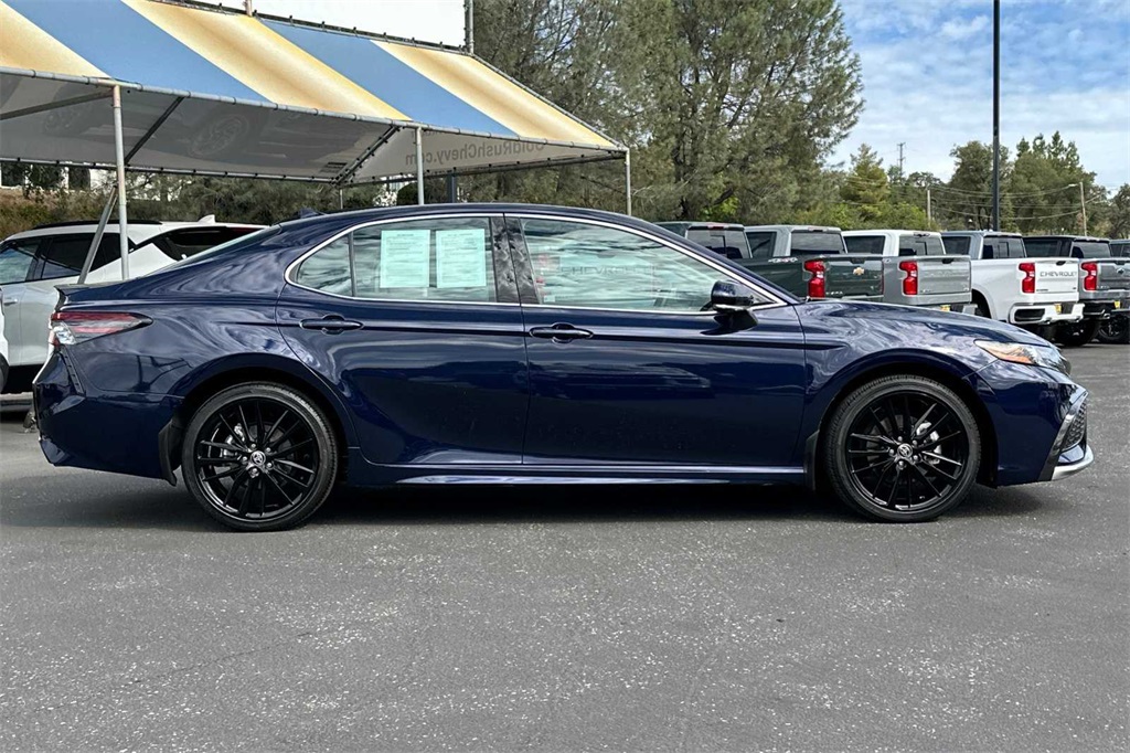 2022 Toyota Camry XSE photo 2