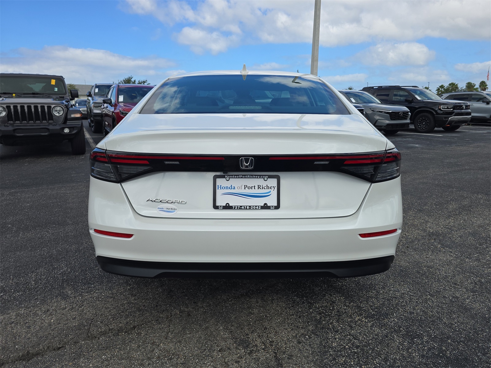 2023 Honda Accord LX photo 2