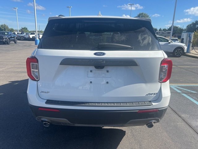 2023 Ford Explorer XLT photo 5