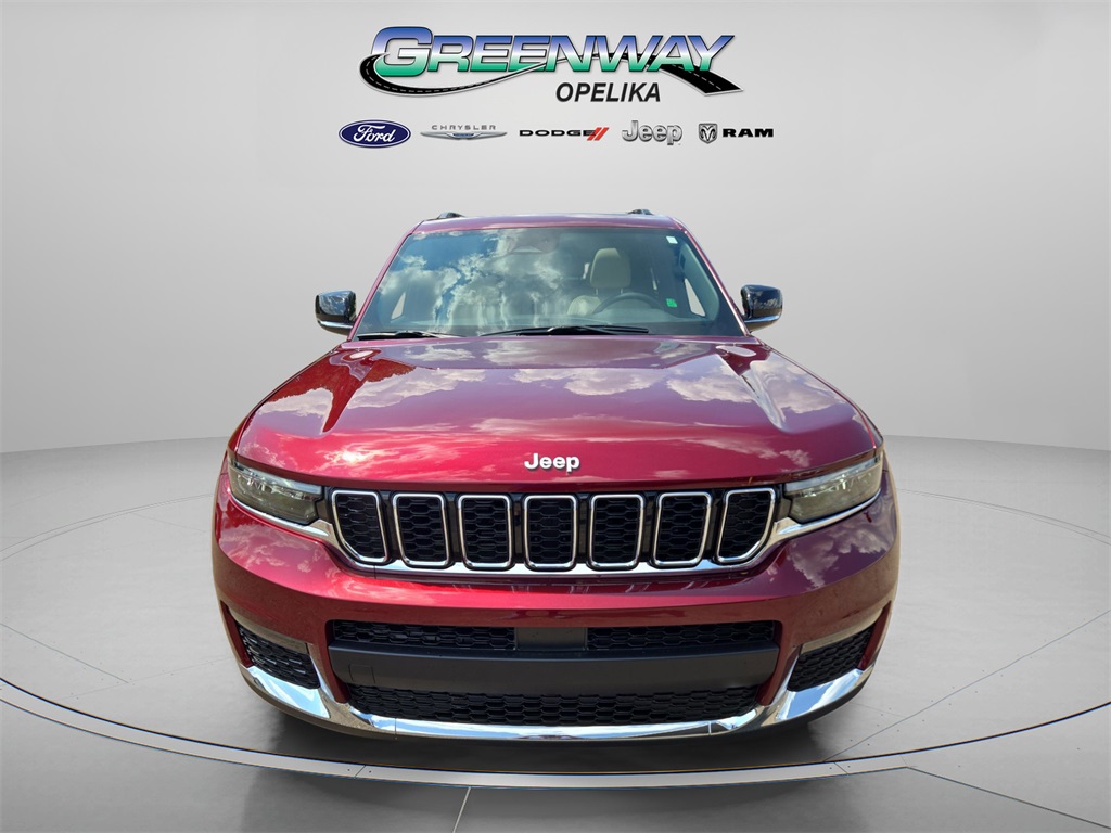 2025 Jeep Grand Cherokee Limited photo 2