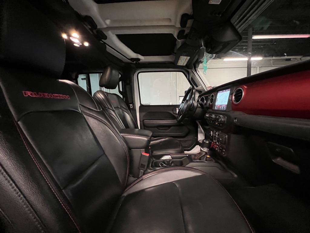2020 Jeep Gladiator Rubicon photo 23