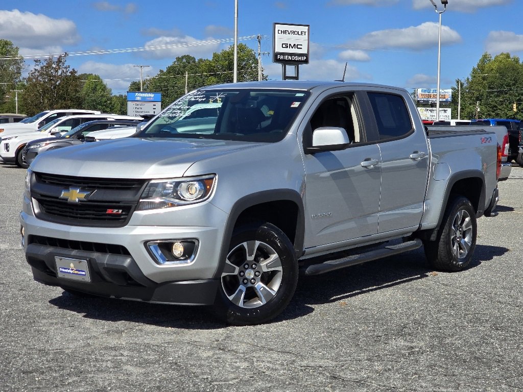 2017 Chevrolet Colorado Z71 photo 2