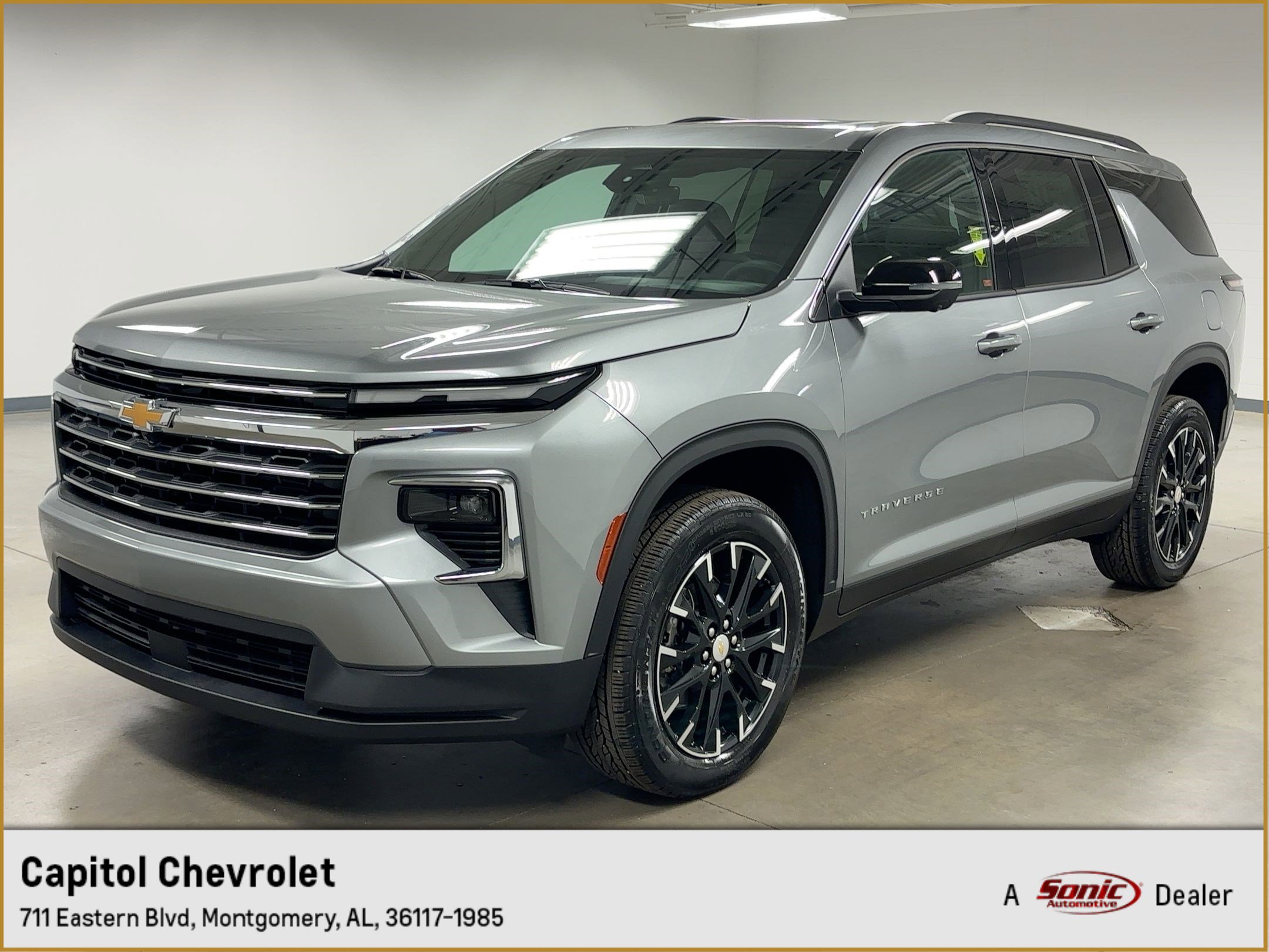 2026 Chevrolet Traverse LT's photo