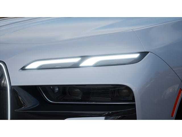 2026 Bmw 750e photo 6