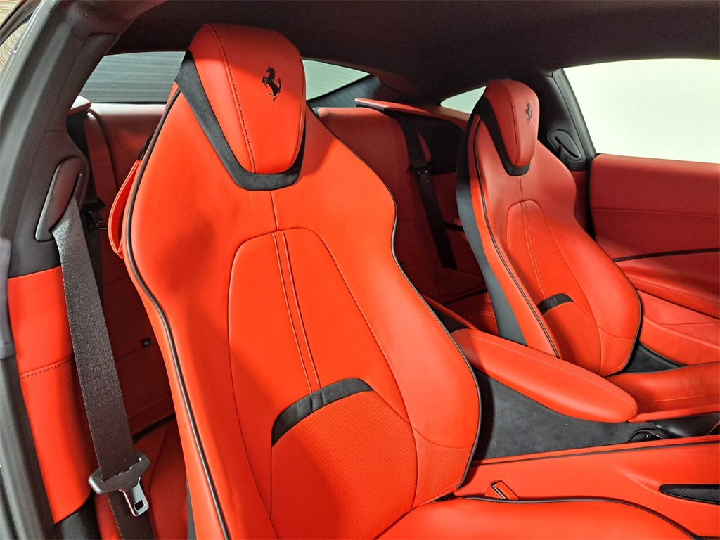 Certified Used 2023 Nero Ferrari Base image 5