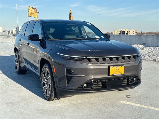 Used 2025 Jeep Wagoneer S Limited with VIN 3C4RJNCK3ST589355 for sale in Brooklyn, NY