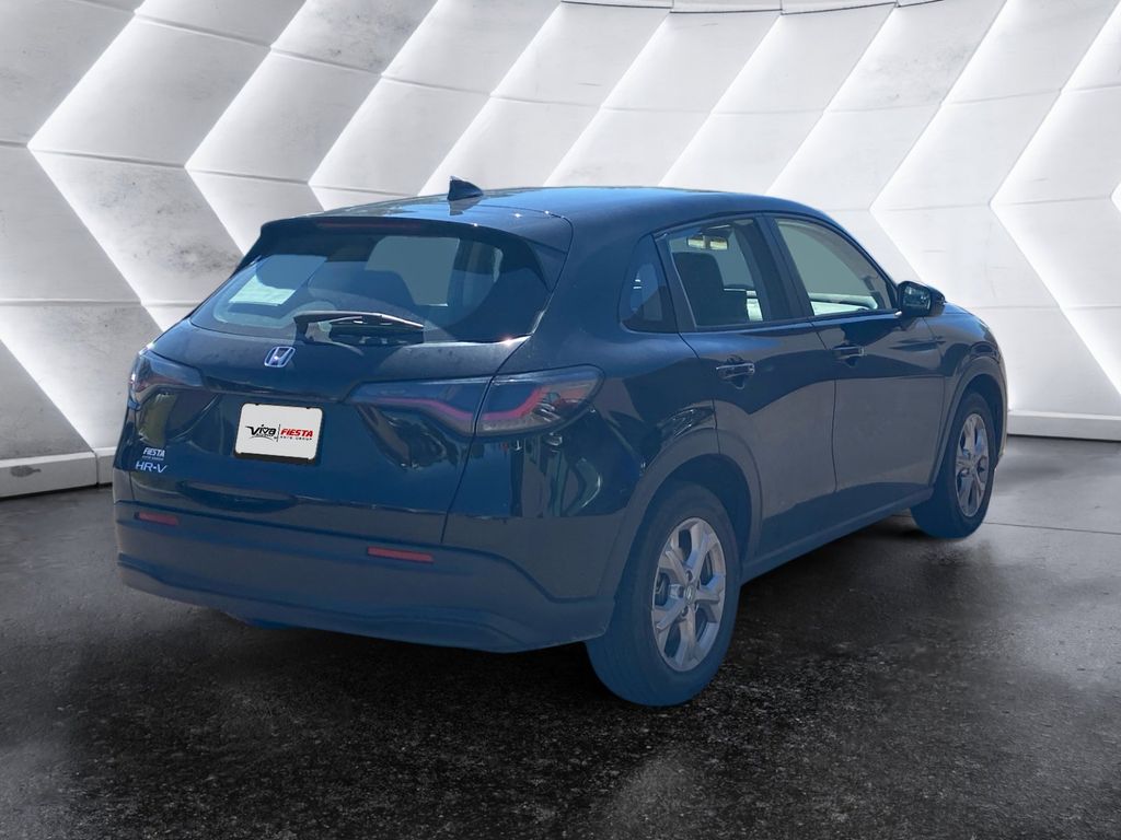 2024 Honda HR-V LX photo 4
