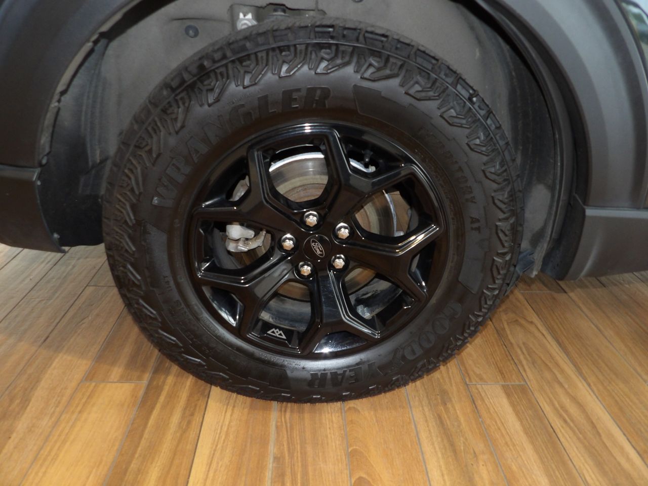 2022 Ford Explorer Timberline photo 5